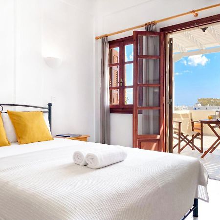 Almyra Villa Perissa  Bagian luar foto