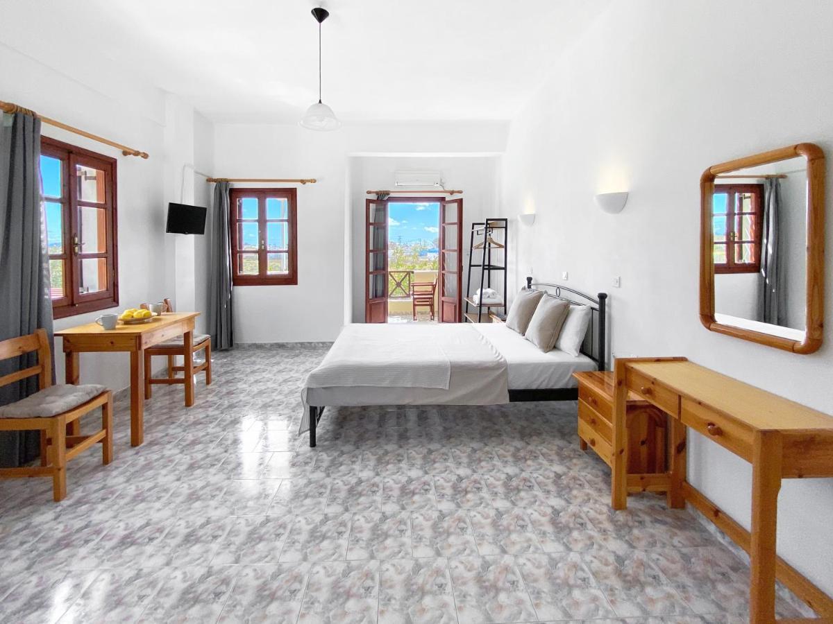 Almyra Villa Perissa  Bagian luar foto