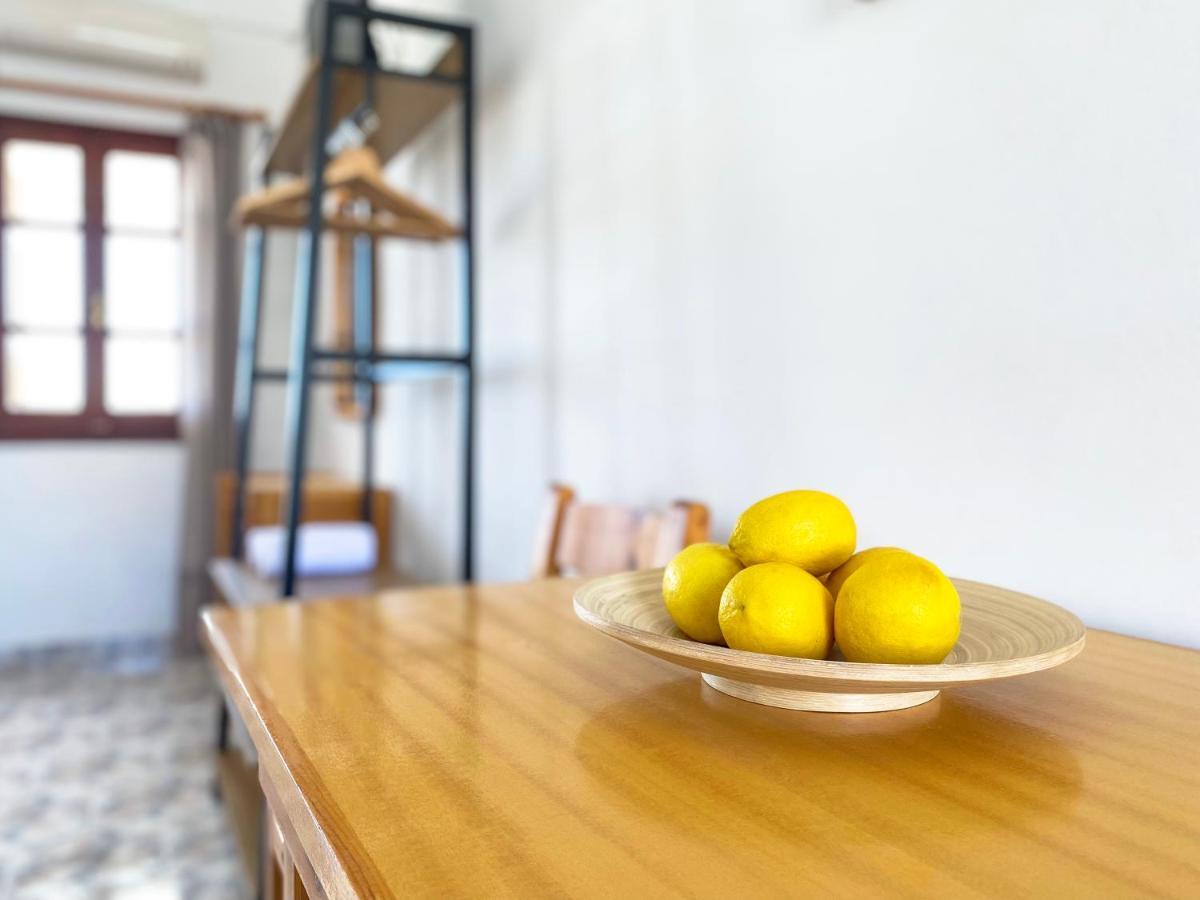 Almyra Villa Perissa  Bagian luar foto