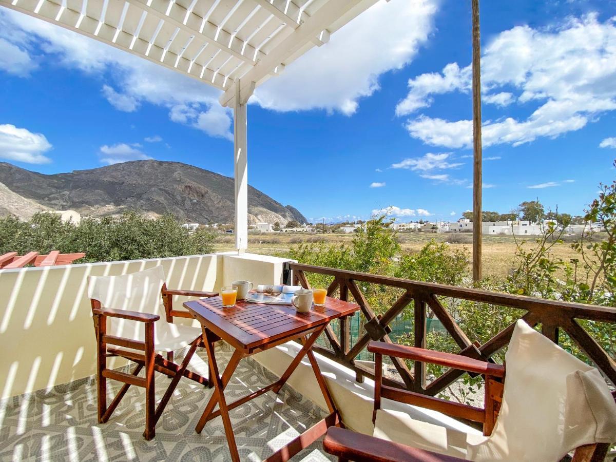 Almyra Villa Perissa  Bagian luar foto